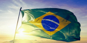 Desfile Cívico de 7 de Setembro em Indaiatuba com escolas e forças de segurança